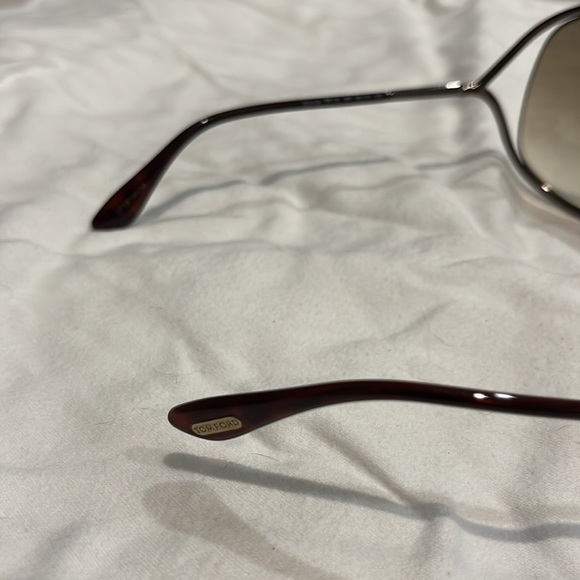 Tom Ford Shiny dark bronze sunglasses. In great condition. - Picture 5 of 13